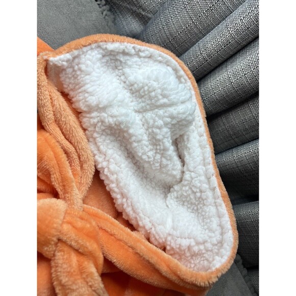 Kids Halloween Orange Hooded Bathrobe - Picture 4 of 8